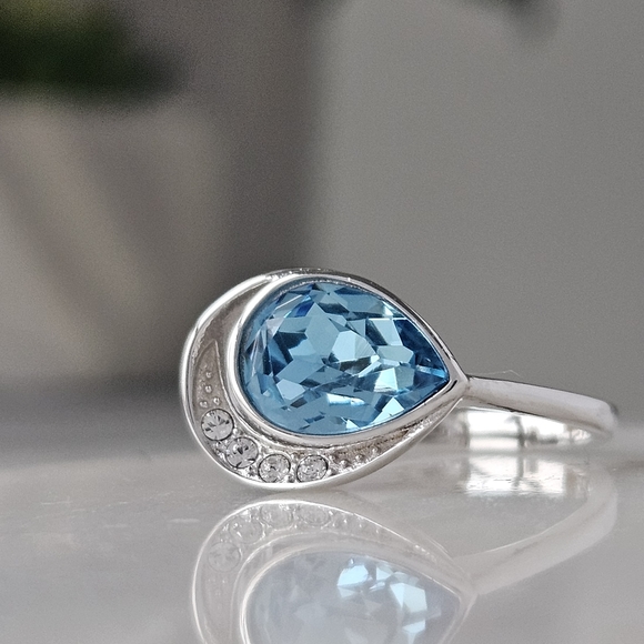Swarovski crystal light blue ring, 925 Sterling Silver - Picture 8 of 11